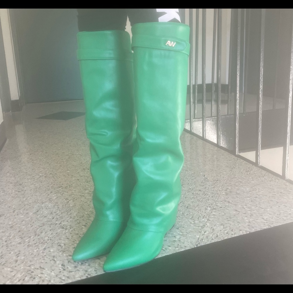 Azaela Wang Boots